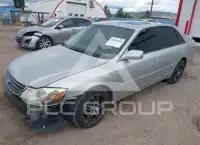 2003 Toyota AVALON photo