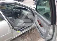 2003 Toyota AVALON photo