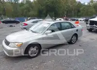 2003 Toyota AVALON фото