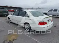 2003 Toyota AVALON photo