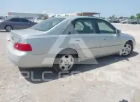 2003 Toyota AVALON photo