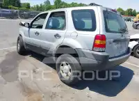 2003 Ford ESCAPE photo
