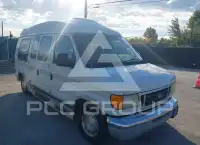 2003 Ford E-150 фото