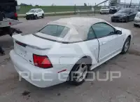 2003 Ford MUSTANG photo