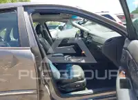 2003 Ford TAURUS photo