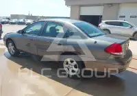 2003 Ford TAURUS фото