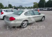 2003 Ford TAURUS photo