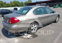 2003 Ford TAURUS фото