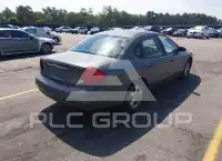 2003 Ford TAURUS photo