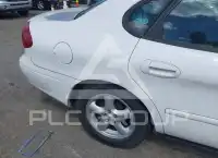 2003 Ford TAURUS photo
