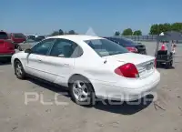 2003 Ford TAURUS photo