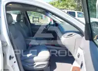 2003 Ford TAURUS фото