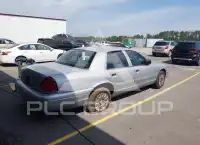 2003 Ford CROWN фото