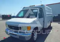 2003 Ford E-350 photo