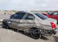 2003 Hyundai Elantra фото