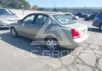 2003 Hyundai Elantra photo