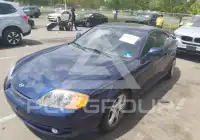 2003 Hyundai Tiburon photo