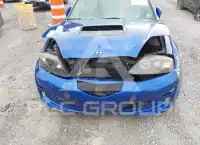 2003 Hyundai Tiburon photo