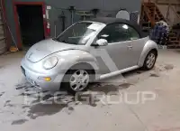 2003 Volkswagen BEETLE photo
