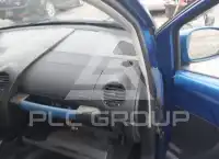 2003 Volkswagen BEETLE photo