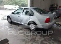 2003 Volkswagen Jetta photo