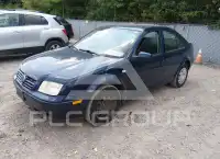 2003 Volkswagen Jetta photo