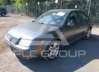 2003 Volkswagen Jetta photo