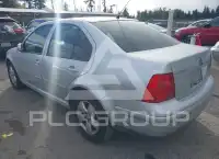 2003 Volkswagen Jetta photo