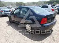 2003 Volkswagen Jetta photo