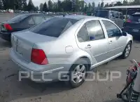 2003 Volkswagen Jetta photo