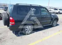 2004 Mitsubishi MONTERO photo