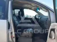 2004 Nissan TITAN photo