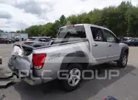 2004 Nissan TITAN фото