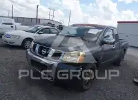 2004 Nissan TITAN фото