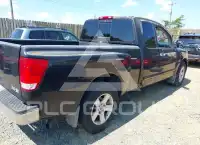2004 Nissan TITAN фото