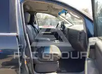 2004 Nissan TITAN фото
