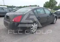 2004 Nissan MAXIMA photo