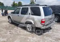 2004 Nissan PATHFINDER photo