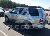 2004 Nissan PATHFINDER photo