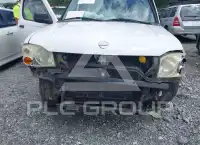 2004 Nissan FRONTIER фото