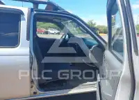 2004 Nissan FRONTIER photo