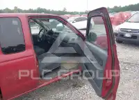 2004 Nissan FRONTIER фото