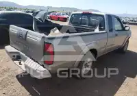 2004 Nissan FRONTIER фото