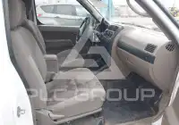2004 Nissan FRONTIER photo