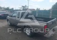 2004 Nissan FRONTIER photo