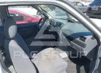 2004 Nissan FRONTIER фото