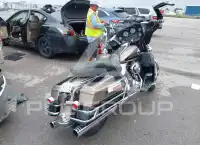 2004 Harley-Davidson FLHTCU фото