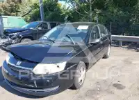 2004 Saturn Ion photo