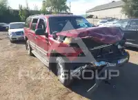 2004 Chevrolet Suburan photo