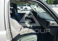 2004 Chevrolet Suburan photo